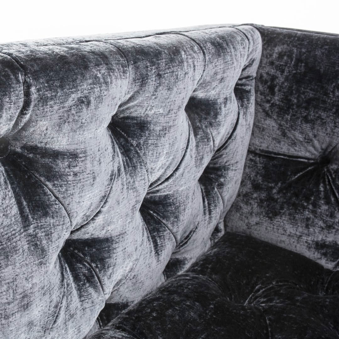 MARQUIS-sofa-closeup
