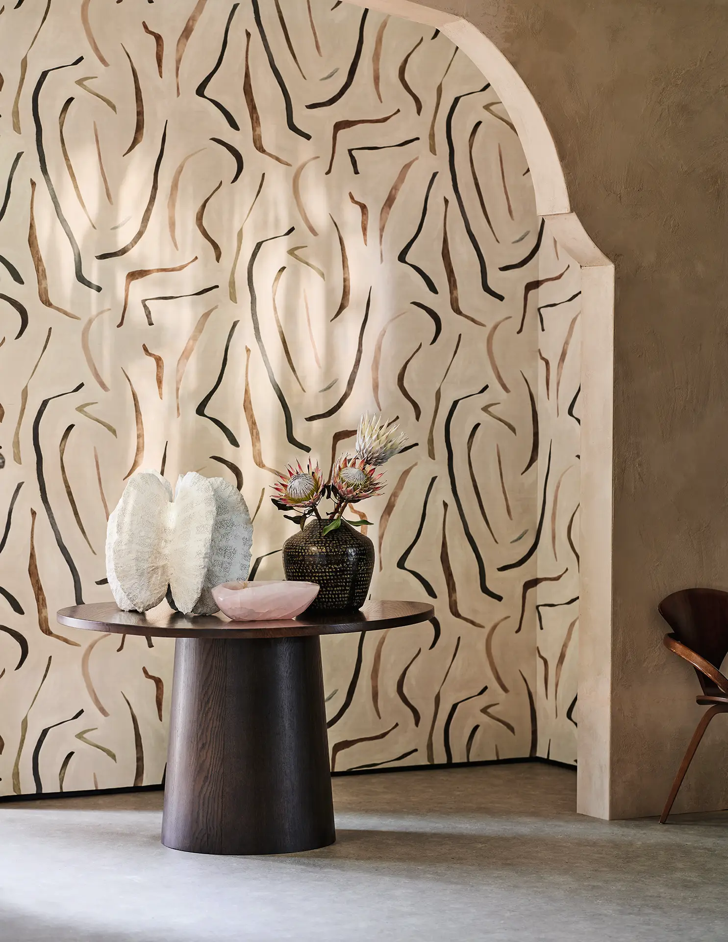 ROMO_LONDON_SHOT_36_HERO_NO_LAMP_NEUTRAL_OUTLINE_2159_51L