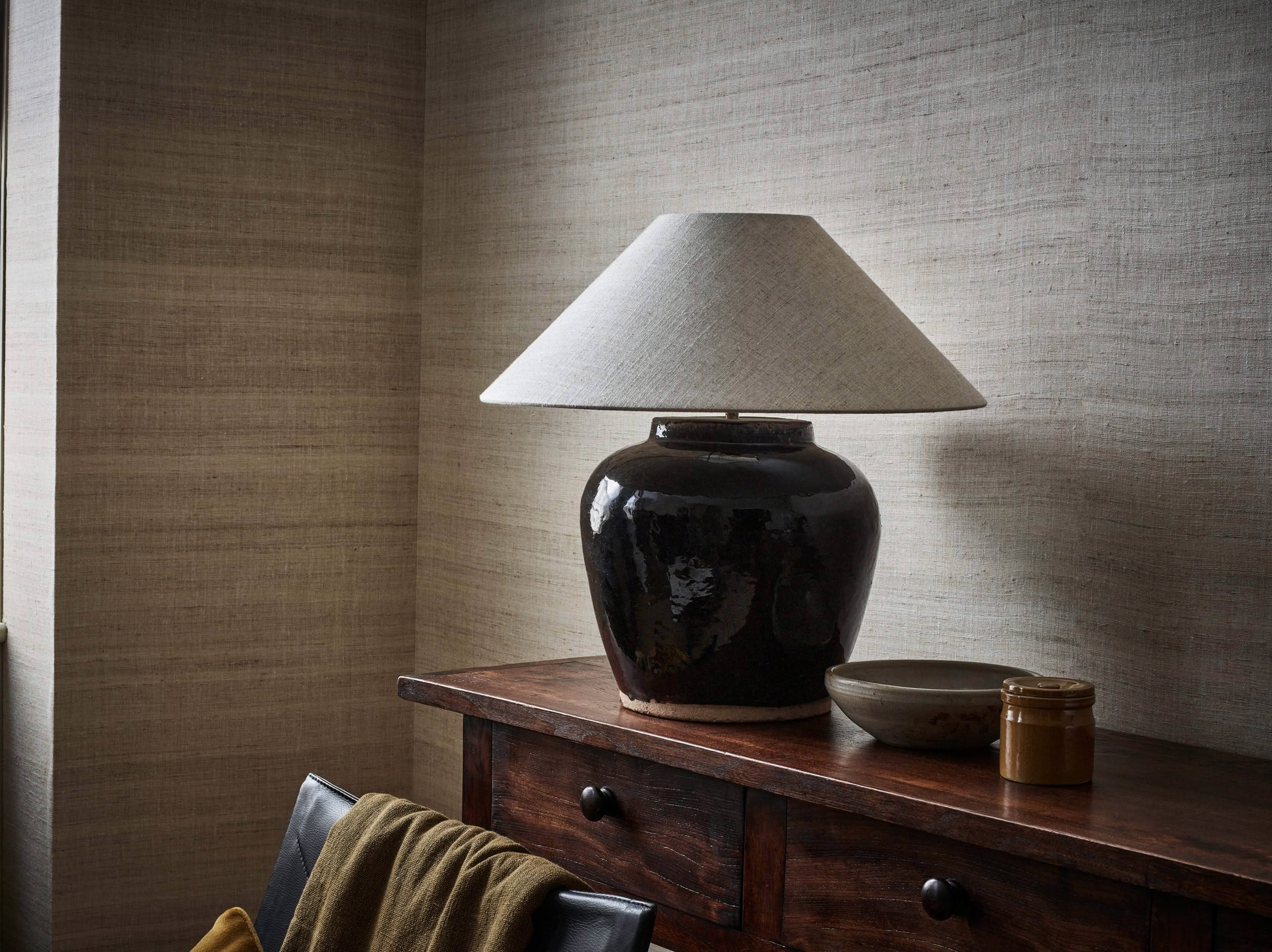 DAY_3_SET_2_SHOT_2_MW159_01_003_LAMP_OPT