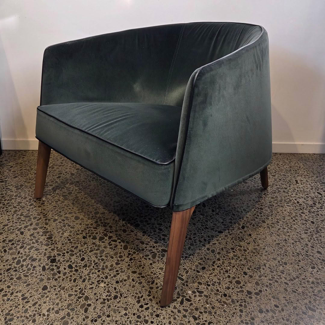 Jackie-Armchair---Lusso