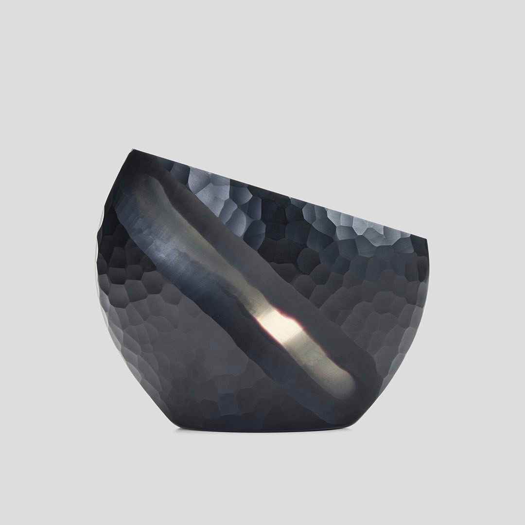 Mesa-Vase-Oxblood-small-2