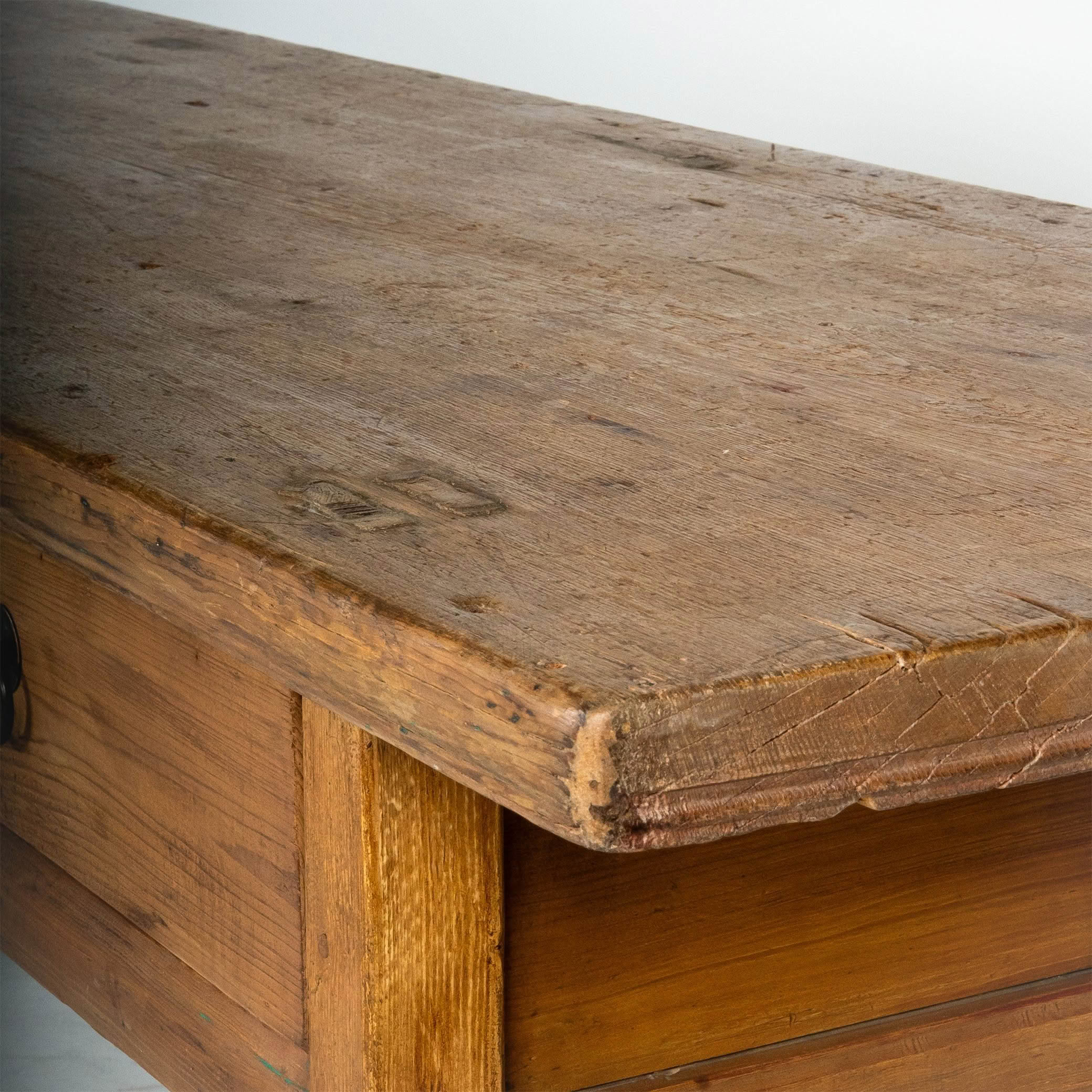 AS-5346_230X57X79_BUTCHERS-TABLE3