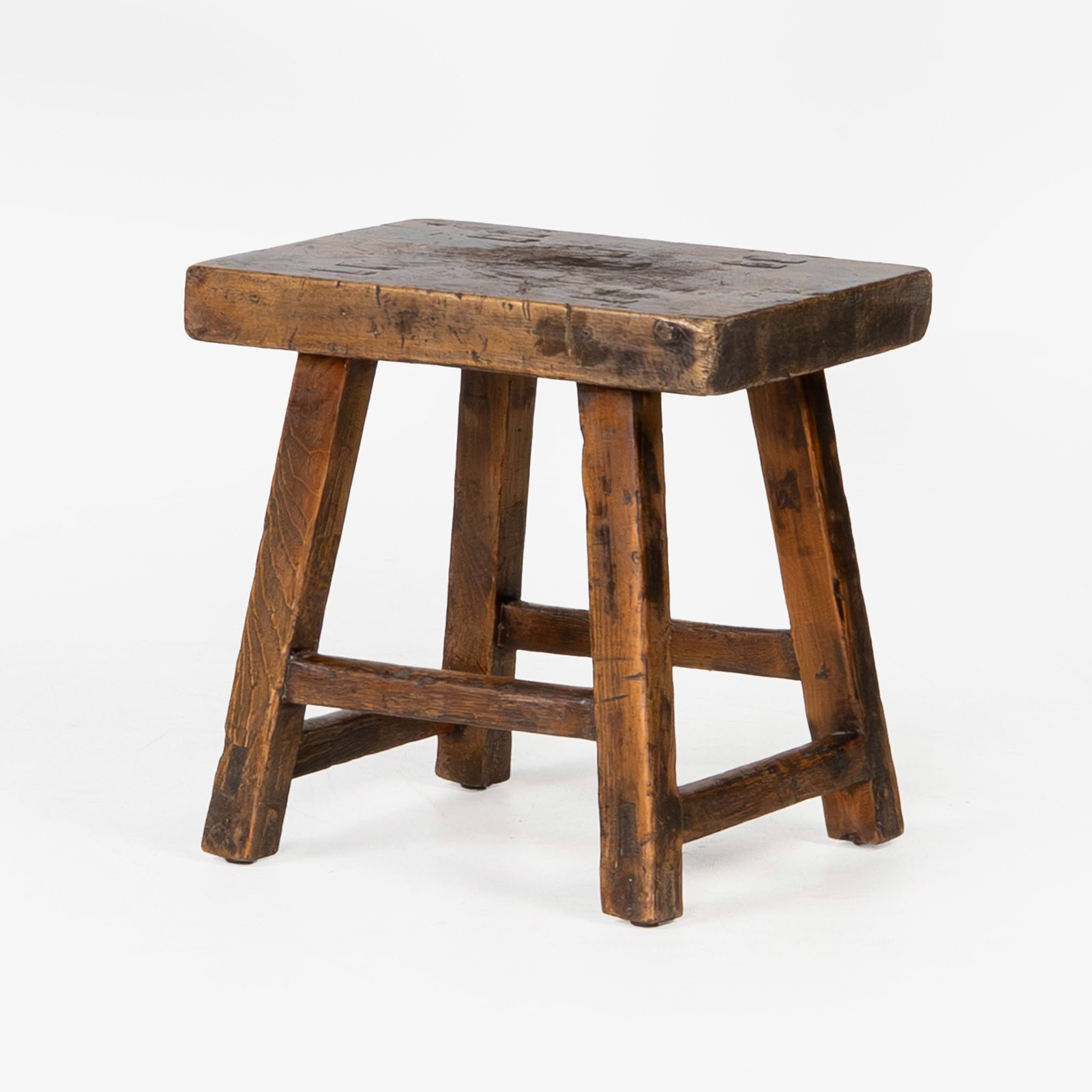 EA-099_44X30X42_RECTANGLE-STOOL2