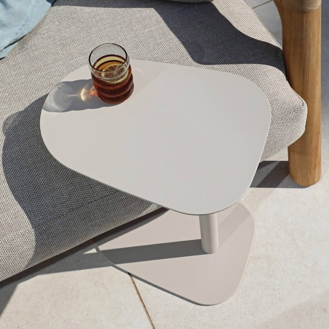 Butler-Side-Table-setting