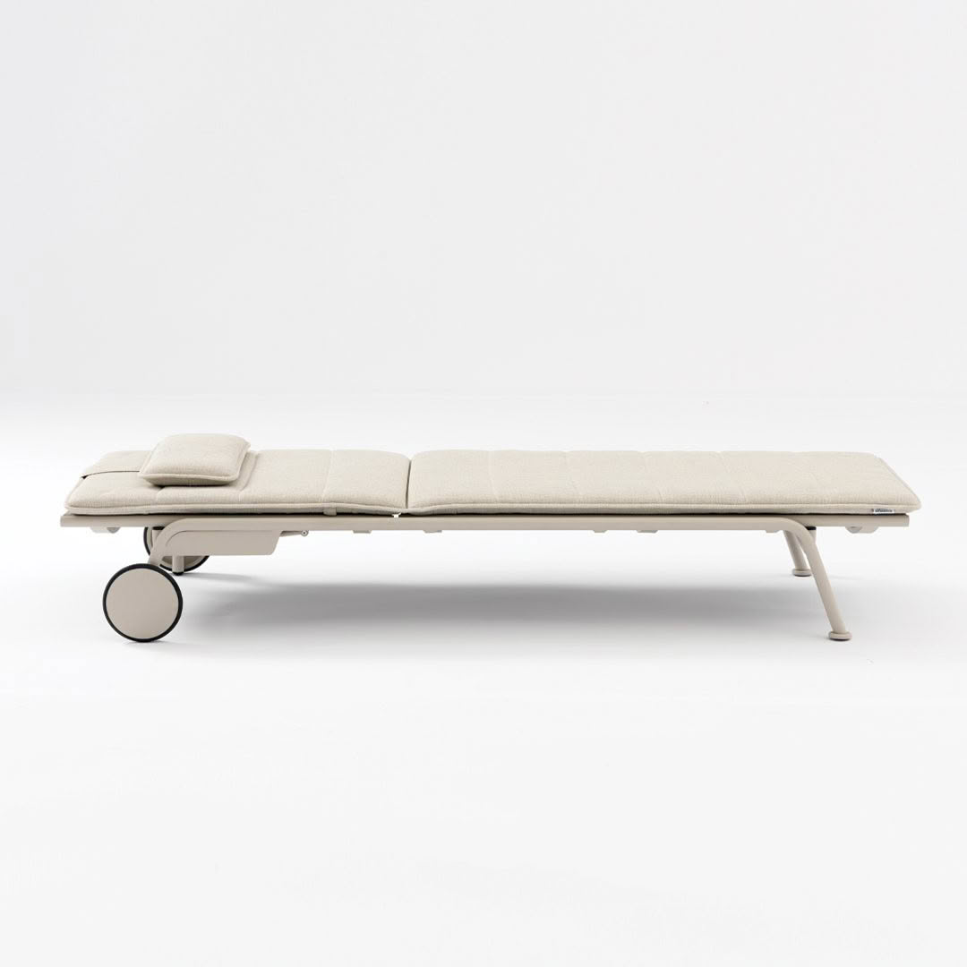 Sunset-Lounger---Mocha