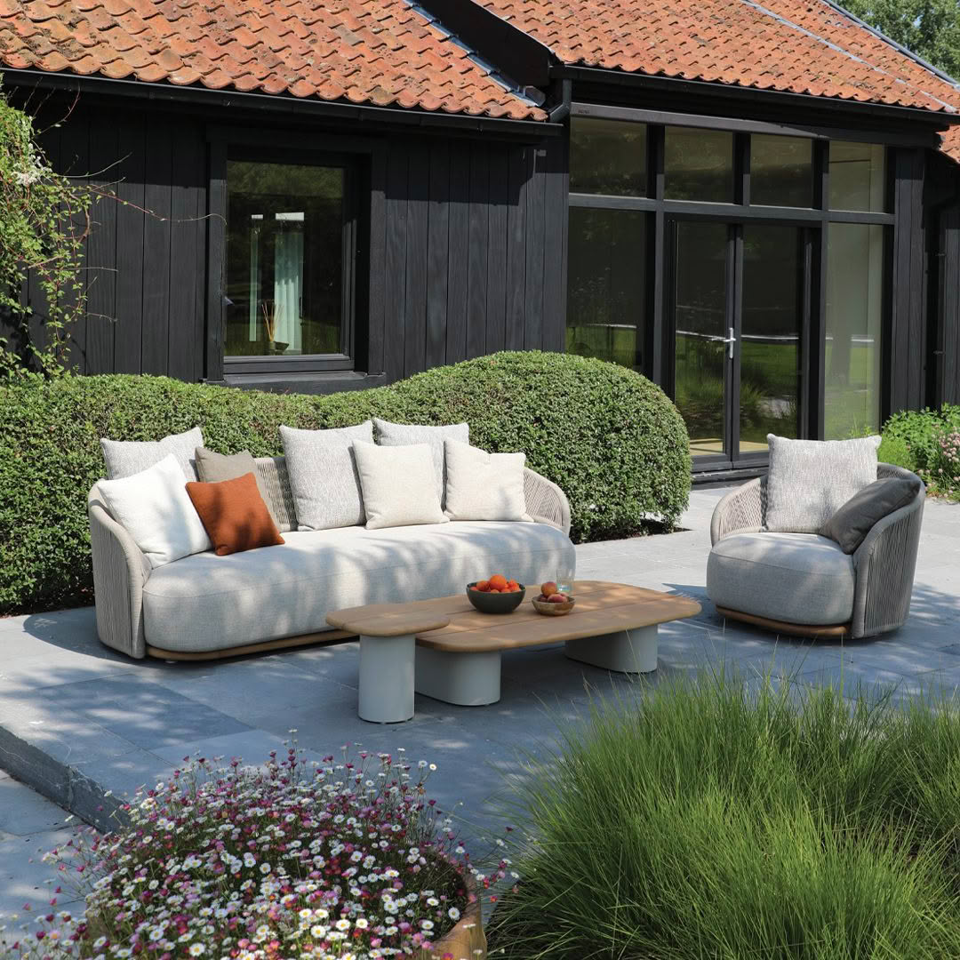 Wave-Coffee-Table-150-x-85