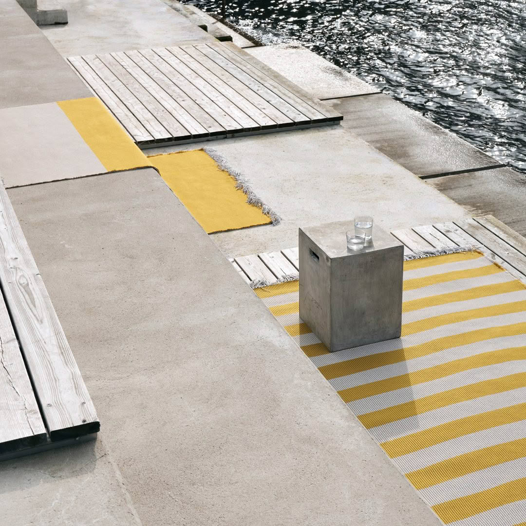 Big-Stripe_col.-yellow-light-sand_Beach