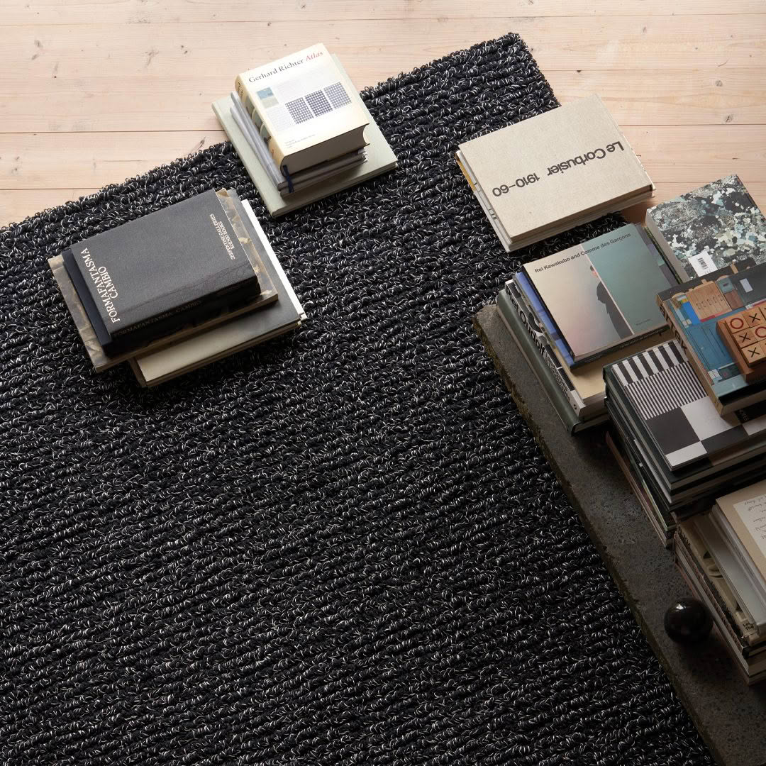 Majore_col.-black_wool-linen_tufted-carpet